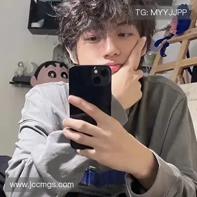鲁羿嵩